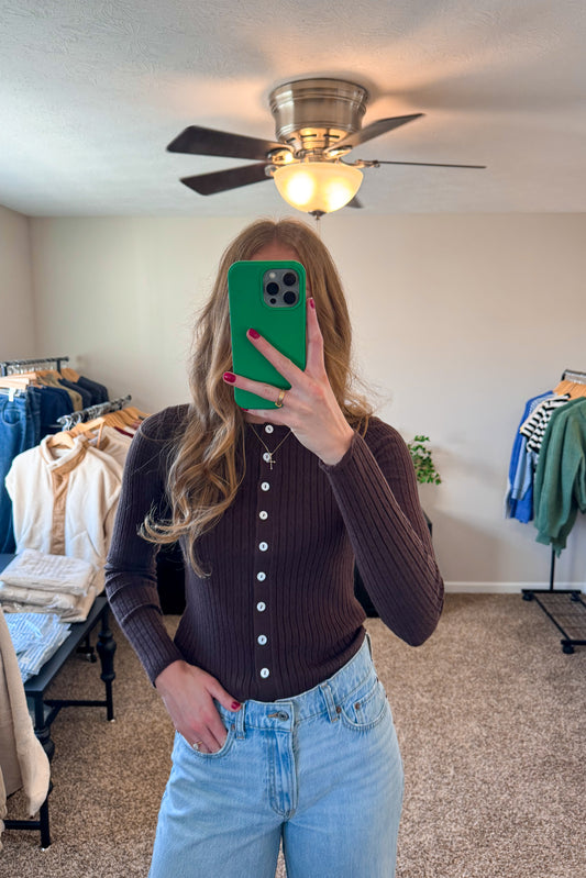 Toasted Walnut Button Top